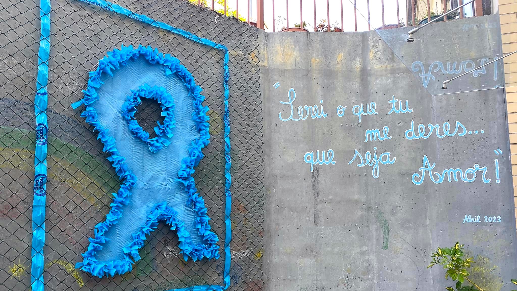 azul
